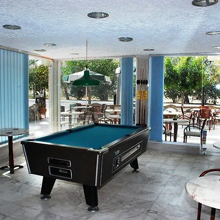 Astoria Hotel 2*