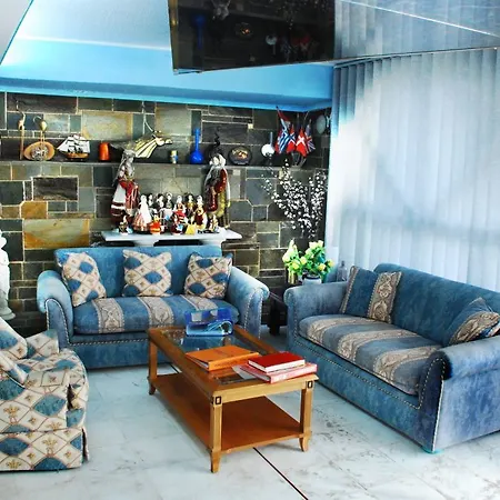 Astoria Hotel 2*